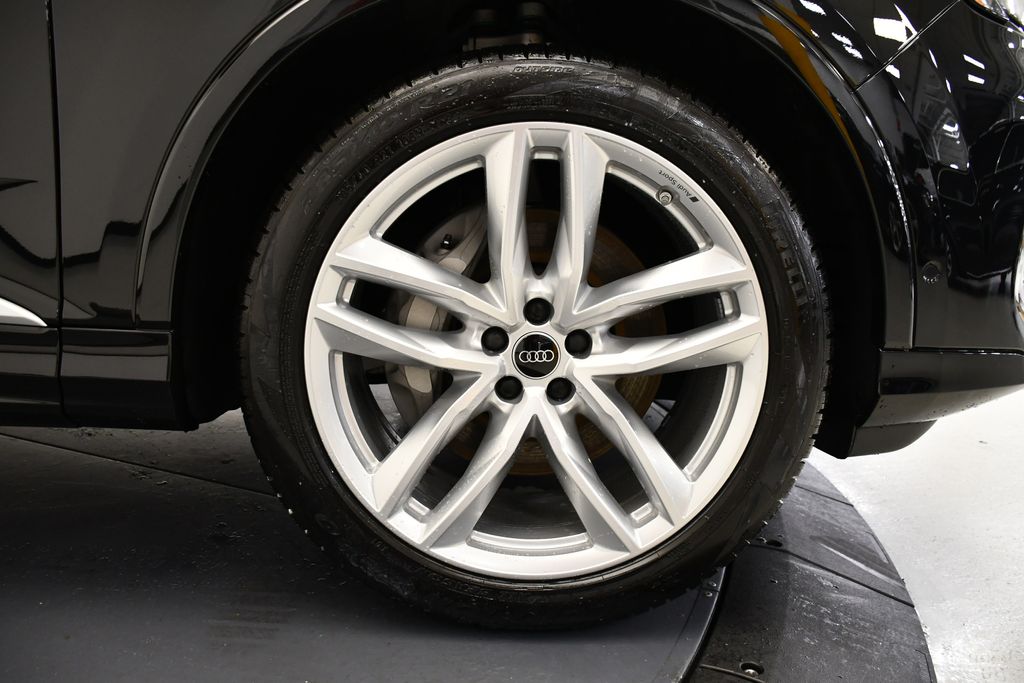 2025 Audi Q7 Premium Plus - Photo 16