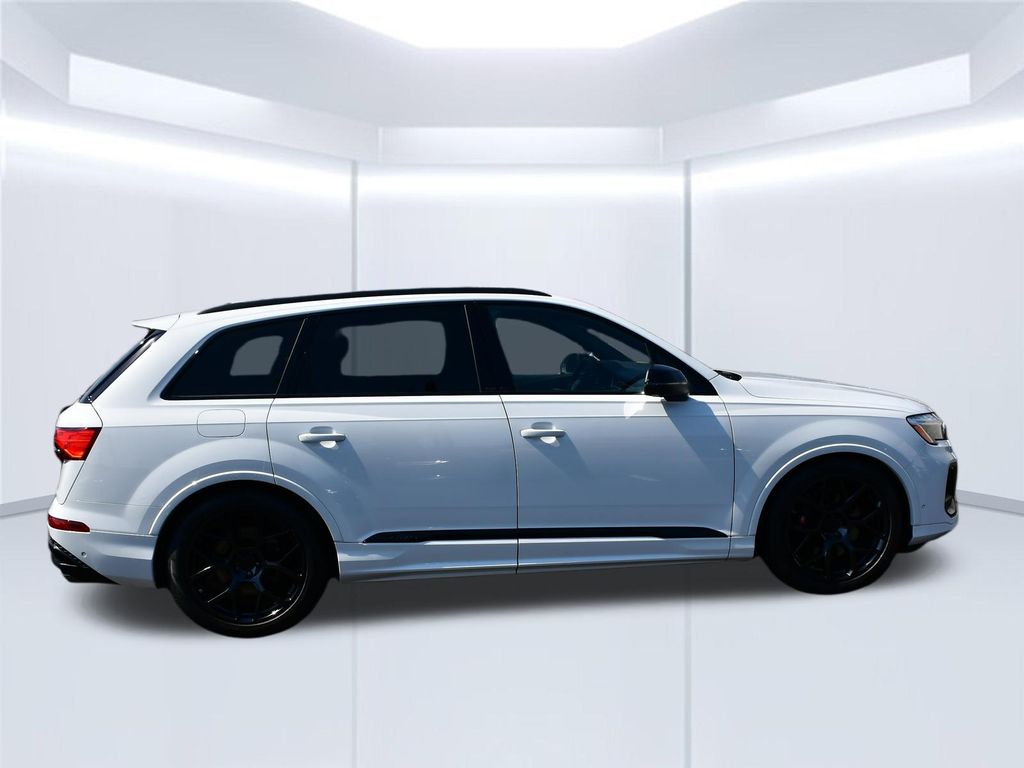 2026 Audi SQ7 Premium Plus - Photo 6