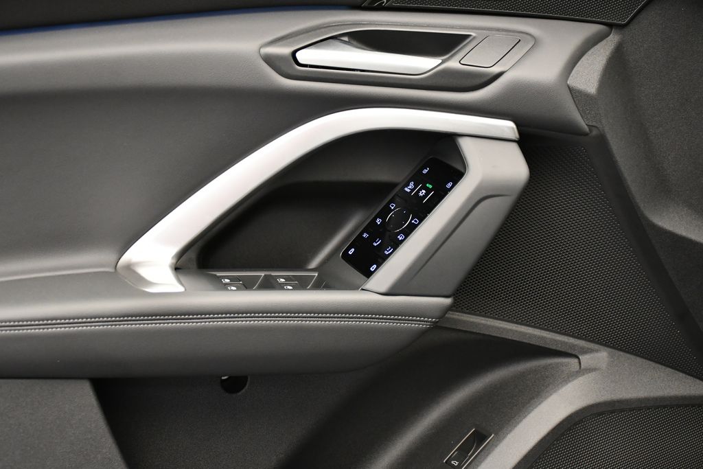 2025 Audi Q5 Premium Plus - Photo 32