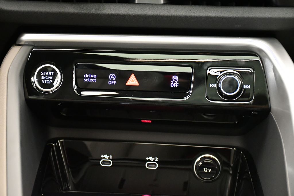 2025 Audi Q5 Premium - Photo 27