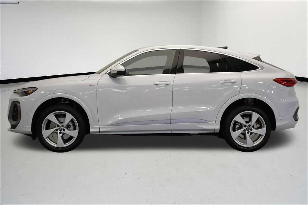 New 2025 Audi Q5 2.0T Premium SUV