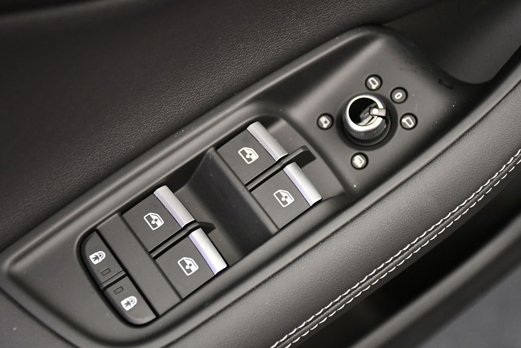 2025 Audi Q7 Premium Plus - Photo 35