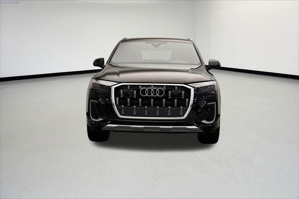 2025 Audi Q7 55 Premium photo 3