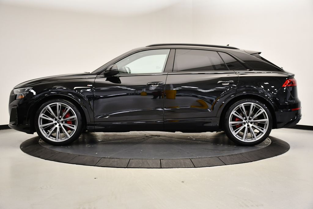 2026 Audi Q8 line Prestige photo 2