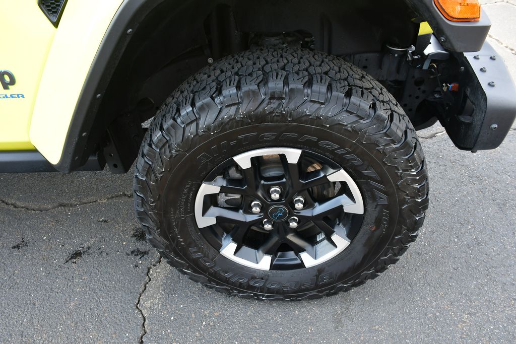 2024 Jeep Wrangler 4xe Rubicon photo 6