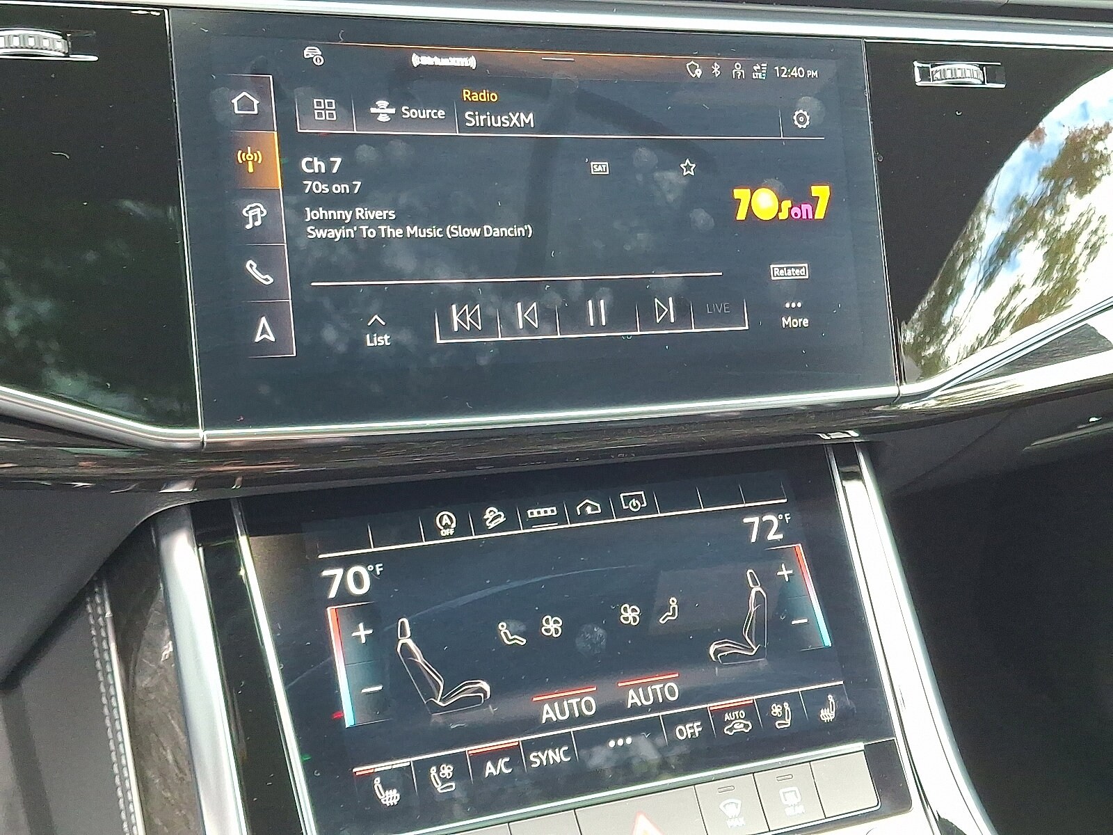 2025 Audi Q7 45 Premium Plus photo 3