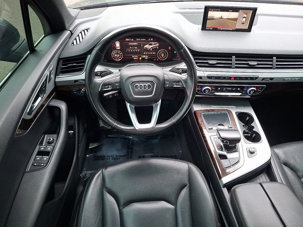 2019 Audi Q7 45 Premium Plus photo 2