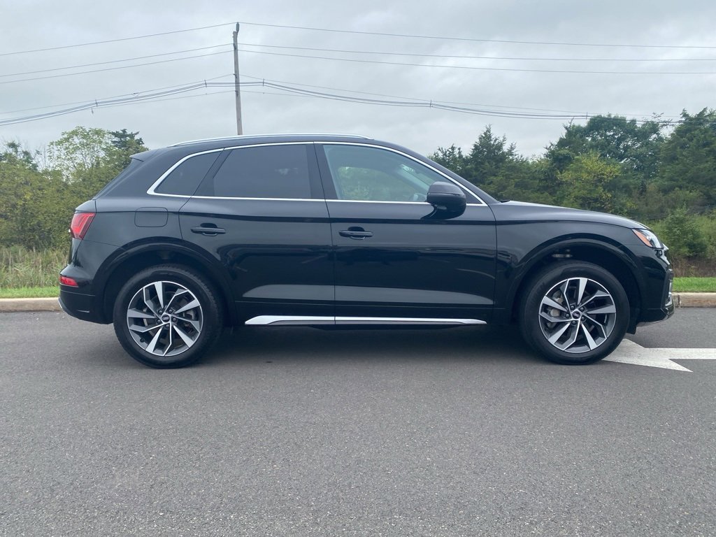 Used 2021 Audi Q5 Premium with VIN WA1AAAFY3M2136972 for sale in Flemington, NJ