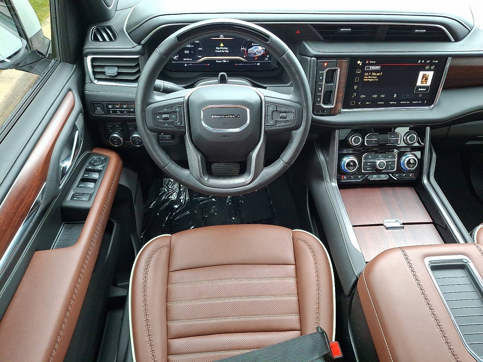 2023 Gmc Yukon Denali Ultimate photo 2