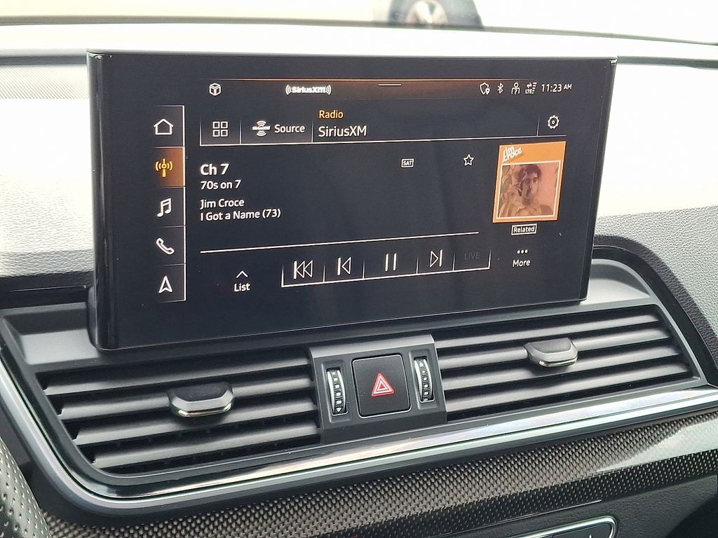 2024 Audi SQ5 Premium Plus photo 3