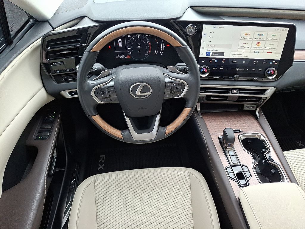 2024 Lexus RX 350 Premium photo 2