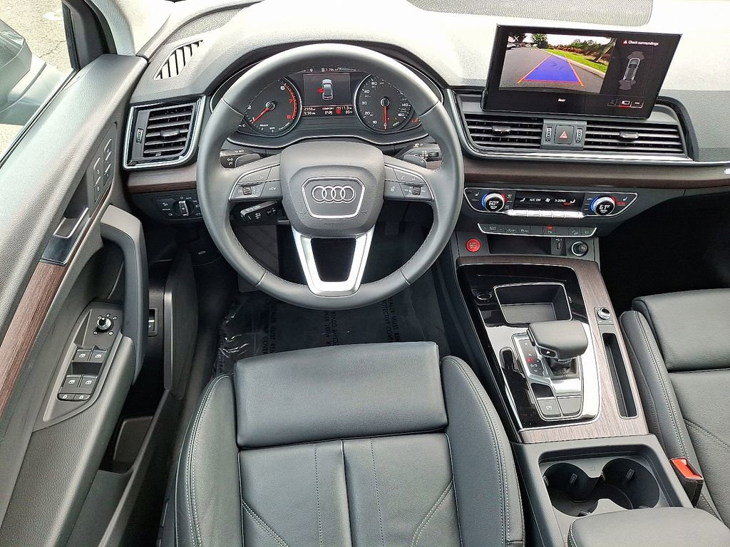 2024 Audi Q5 45 S line Premium photo 2