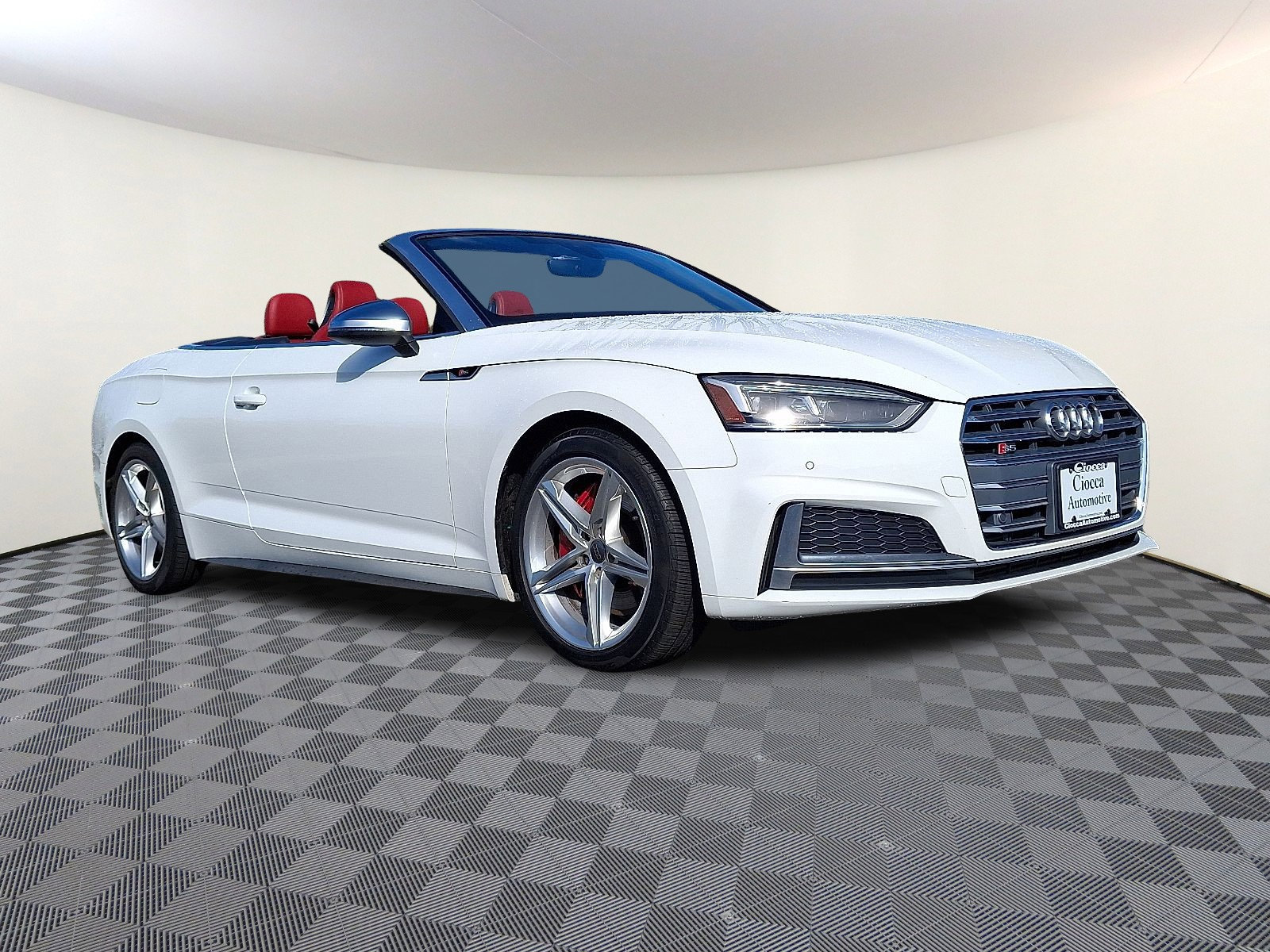 2019 Audi S5 Cabriolet Premium Plus's photo