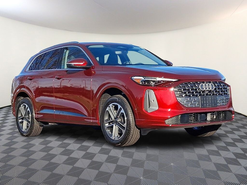 New 2025 Audi Q5 2.0T Premium SUV