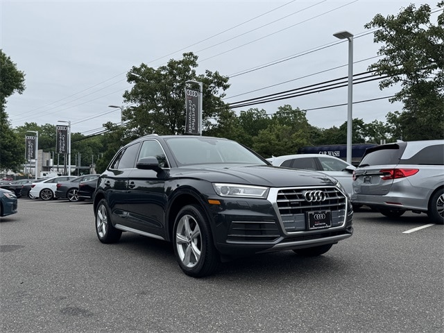 Used 2020 Audi Q5 Premium with VIN WA1ANAFY8L2064105 for sale in Huntington Station, NY