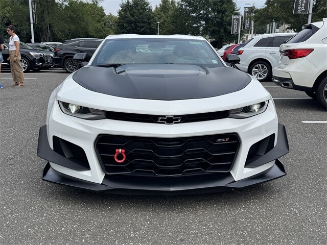 2018 Chevrolet Camaro ZL1 photo 3