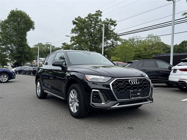 Certified 2022 Audi Q5 Premium with VIN WA1GAAFY2N2075108 for sale in Huntington Station, NY