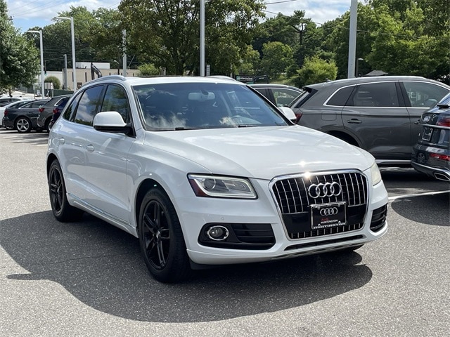 Used 2015 Audi Q5 Premium Plus with VIN WA1LFAFP7FA091349 for sale in Huntington Station, NY