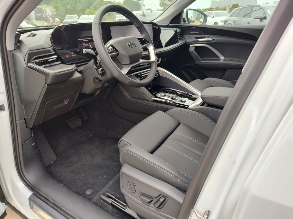 New 2026 Audi Q5 2.0T Premium Plus SUV