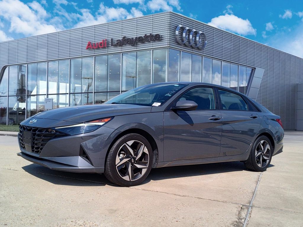 2023 Hyundai Elantra SEL