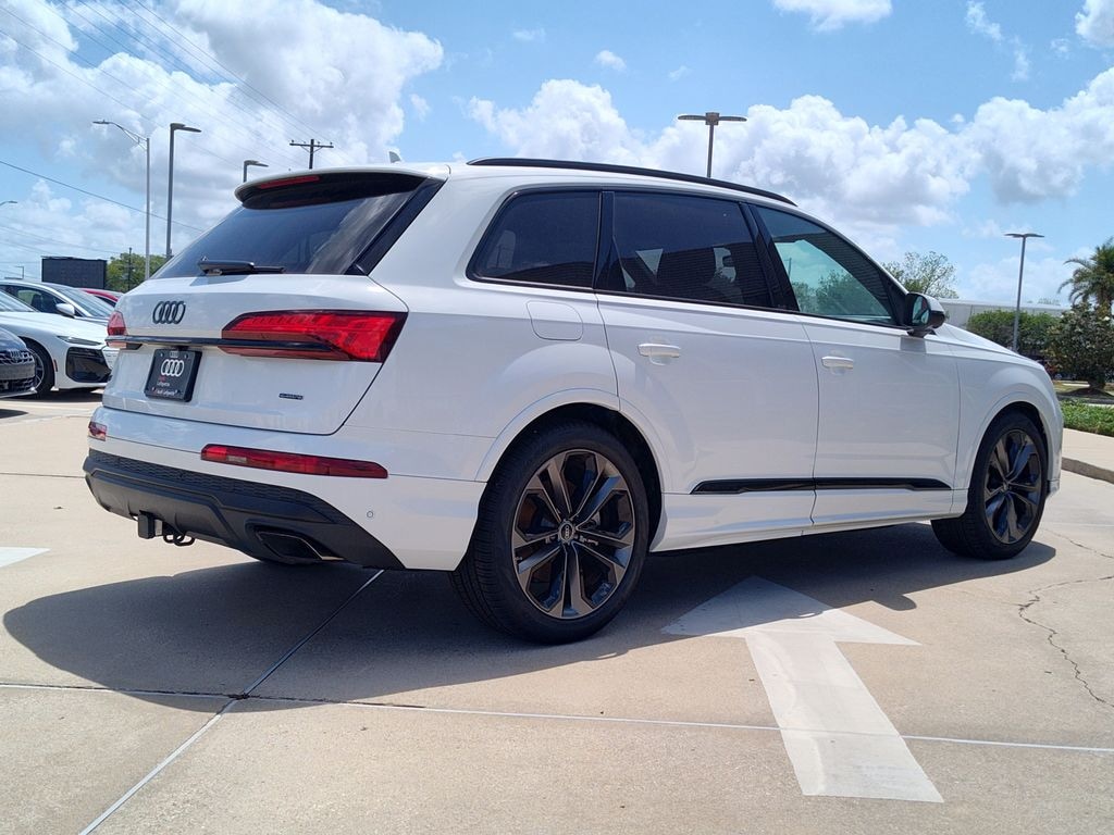 New 2026 Audi Q7 55 Premium Plus SUV