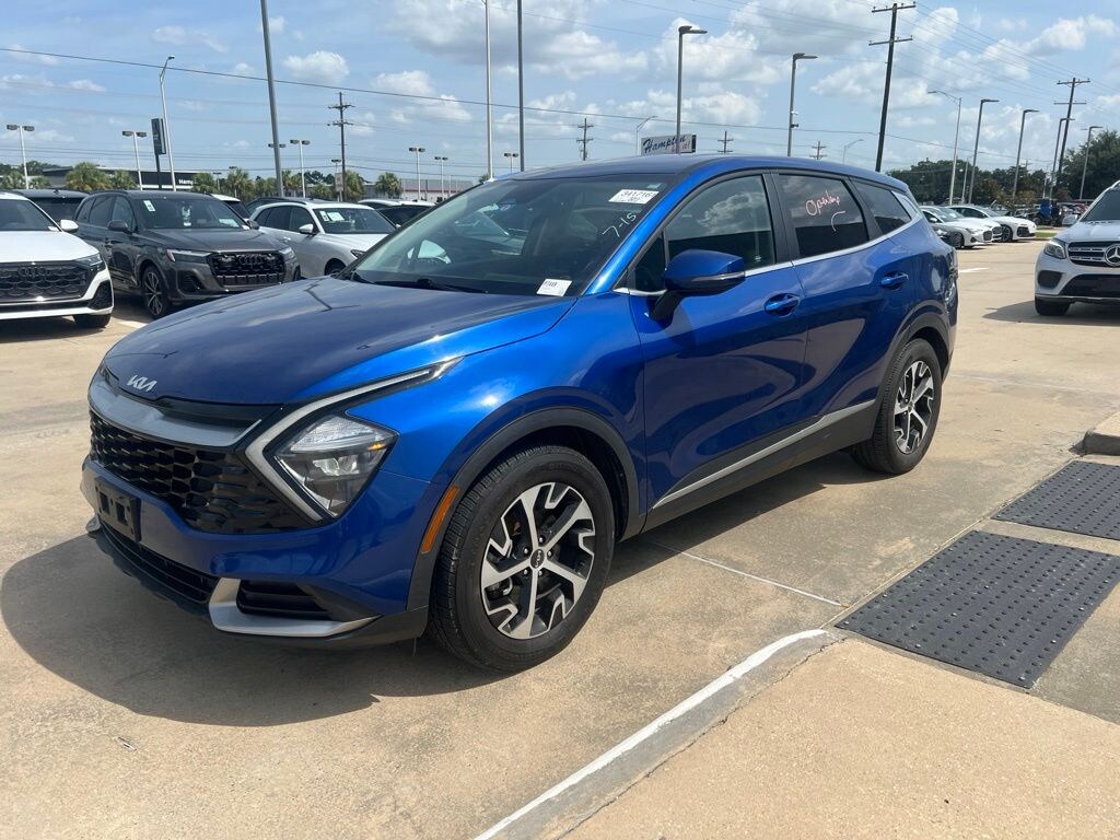 Used 2023 Kia Sportage EX SUV