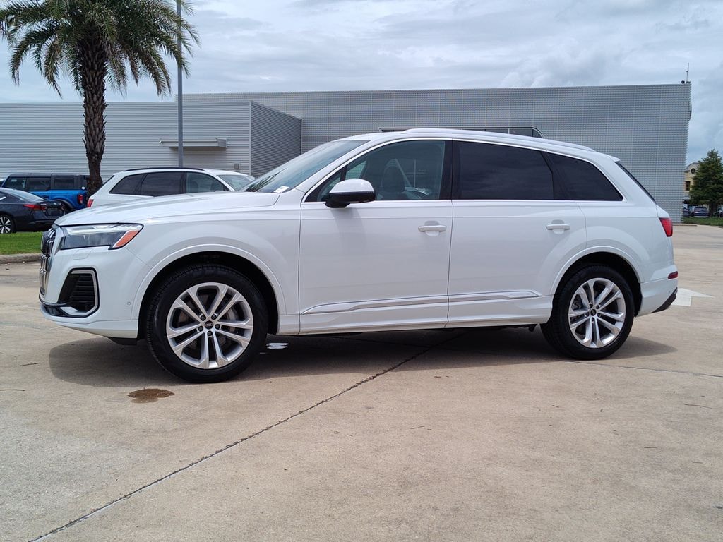 Used 2025 Audi Q7 45 Premium SUV