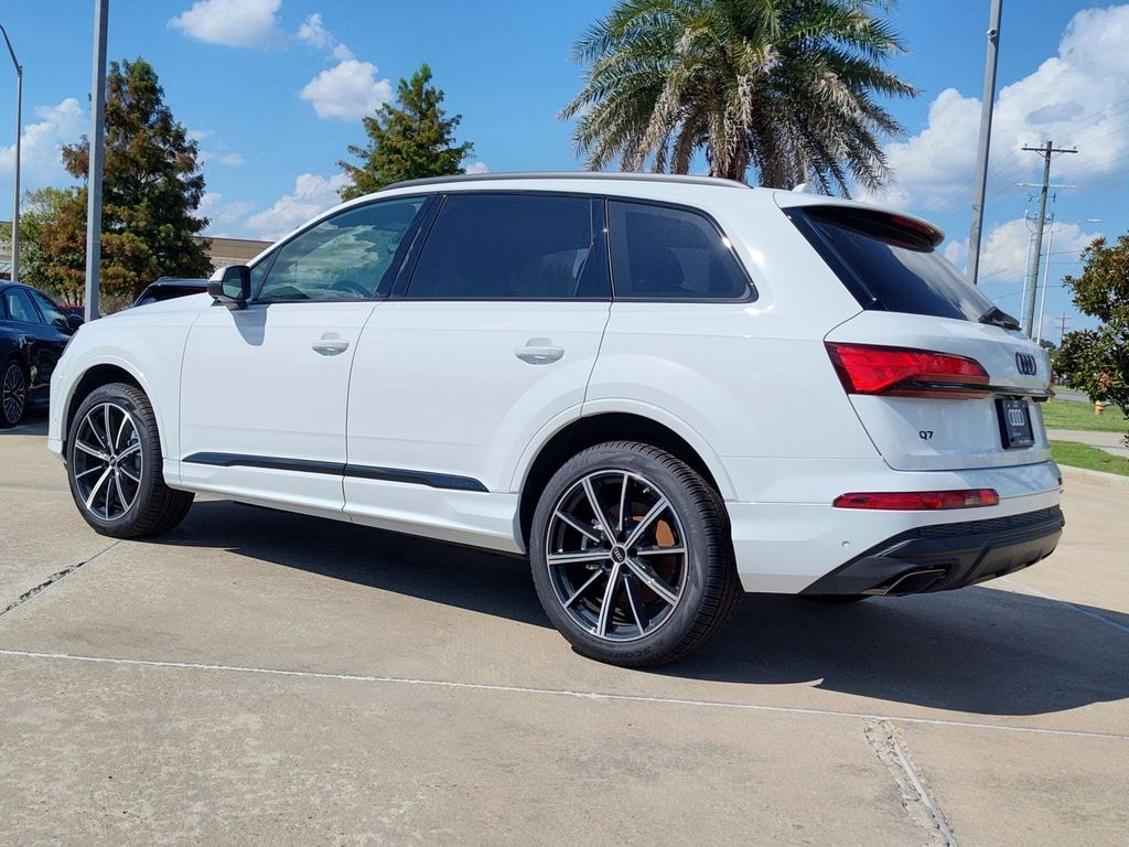 New 2026 Audi Q7 45 Premium Plus SUV