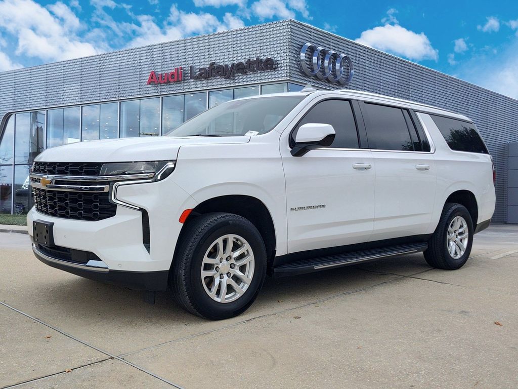 2023 Chevrolet Suburban LS