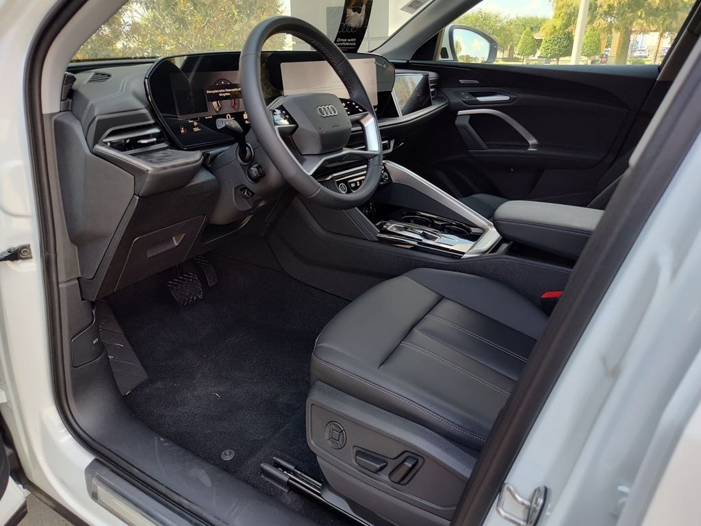 New 2026 Audi Q5 2.0T Premium Plus SUV