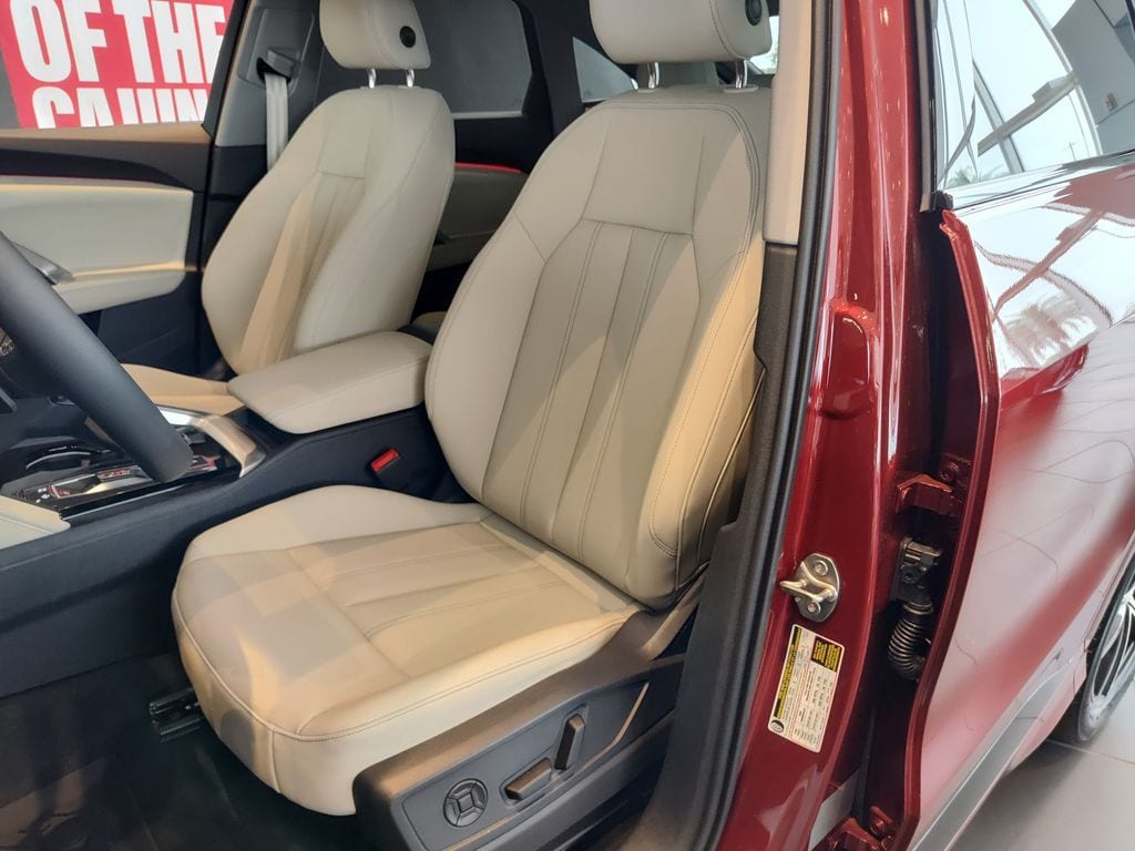 New 2026 Audi Q5 2.0T Premium Plus SUV