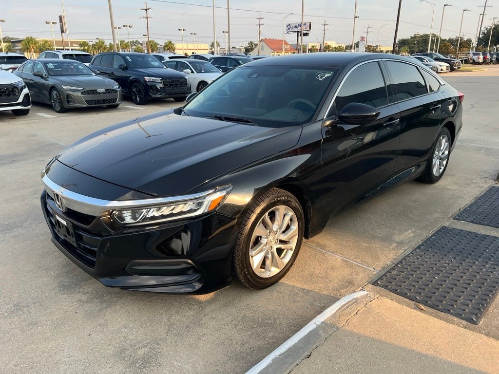Used 2018 Honda Accord LX Sedan