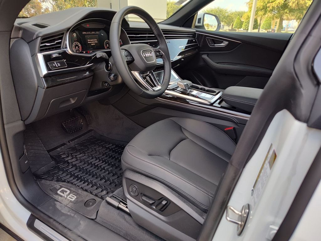 New 2026 Audi Q8 SUV