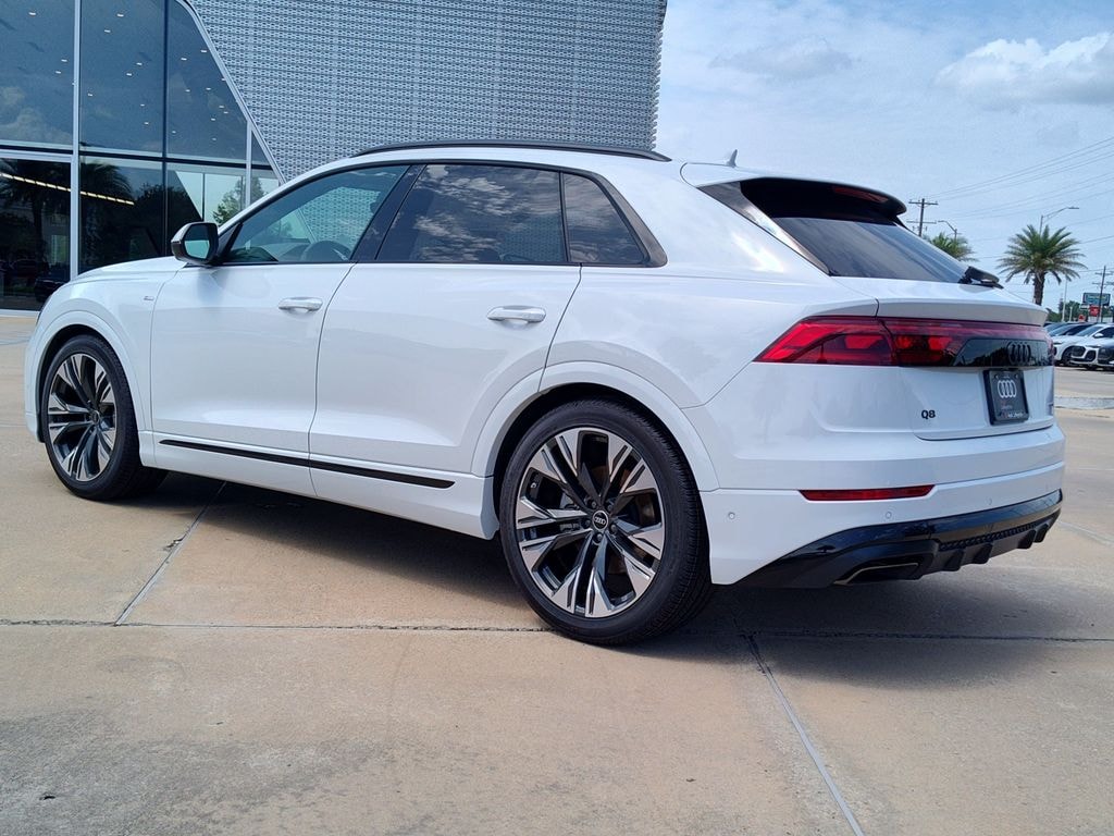 New 2026 Audi Q8 SUV