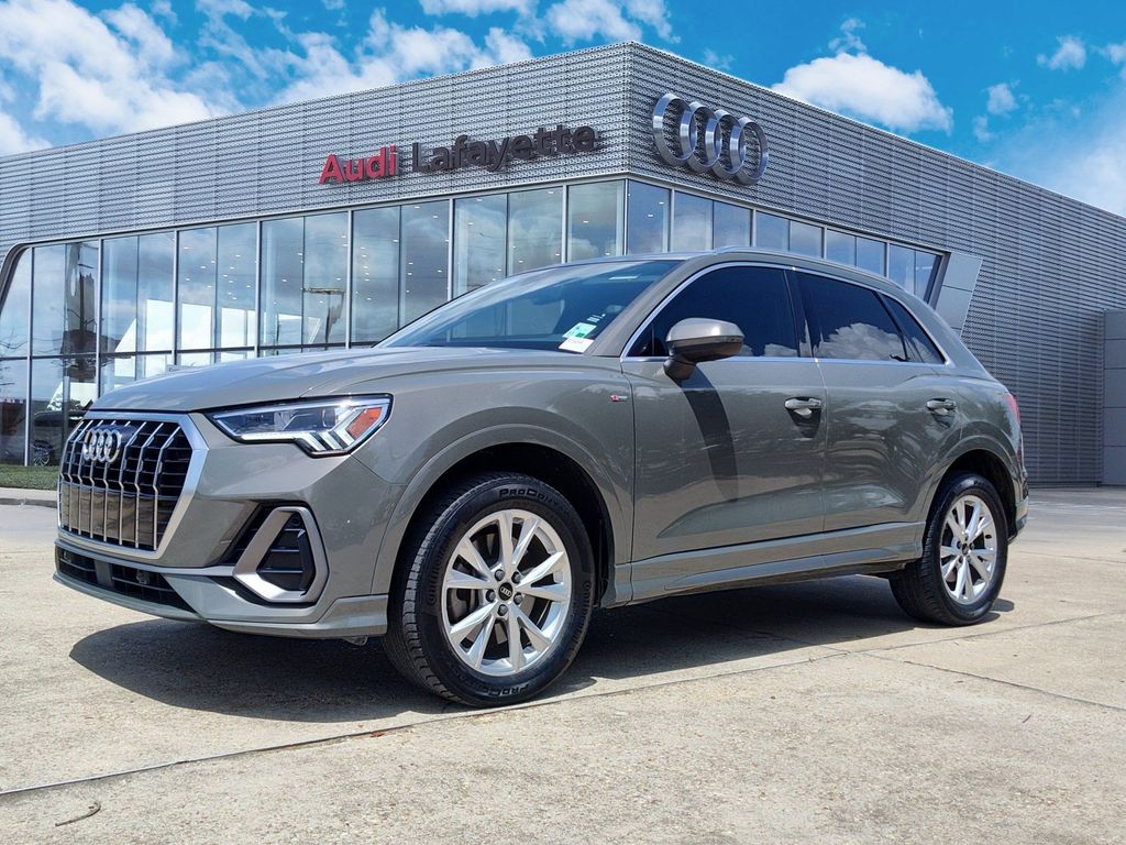 2024 Audi Q3 Premium