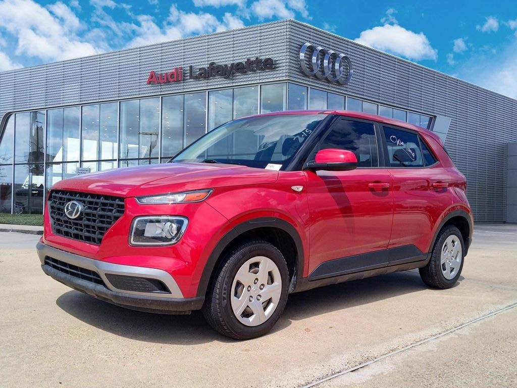 Used 2020 Hyundai Venue SE SUV