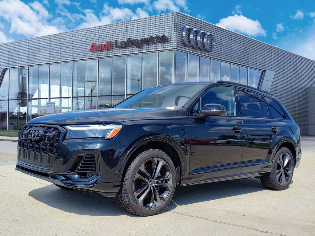 2025 Audi Q7 55 Premium Plus quattro Tiptronic's photo