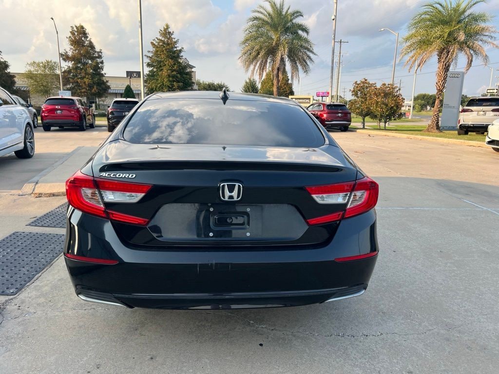 Used 2018 Honda Accord LX Sedan
