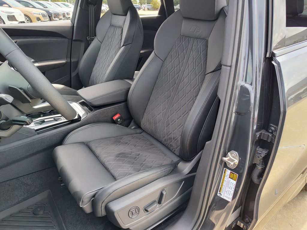 2025 Audi SQ5 Premium Plus - Photo 6