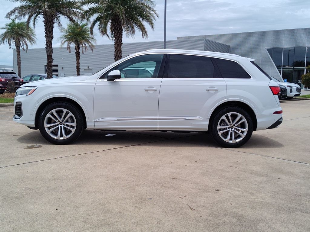 Used 2025 Audi Q7 45 Premium SUV