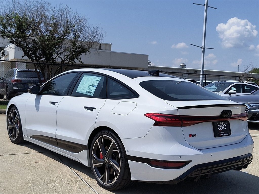 New 2025 Audi S6 Sportback e-tron Premium Plus Sedan