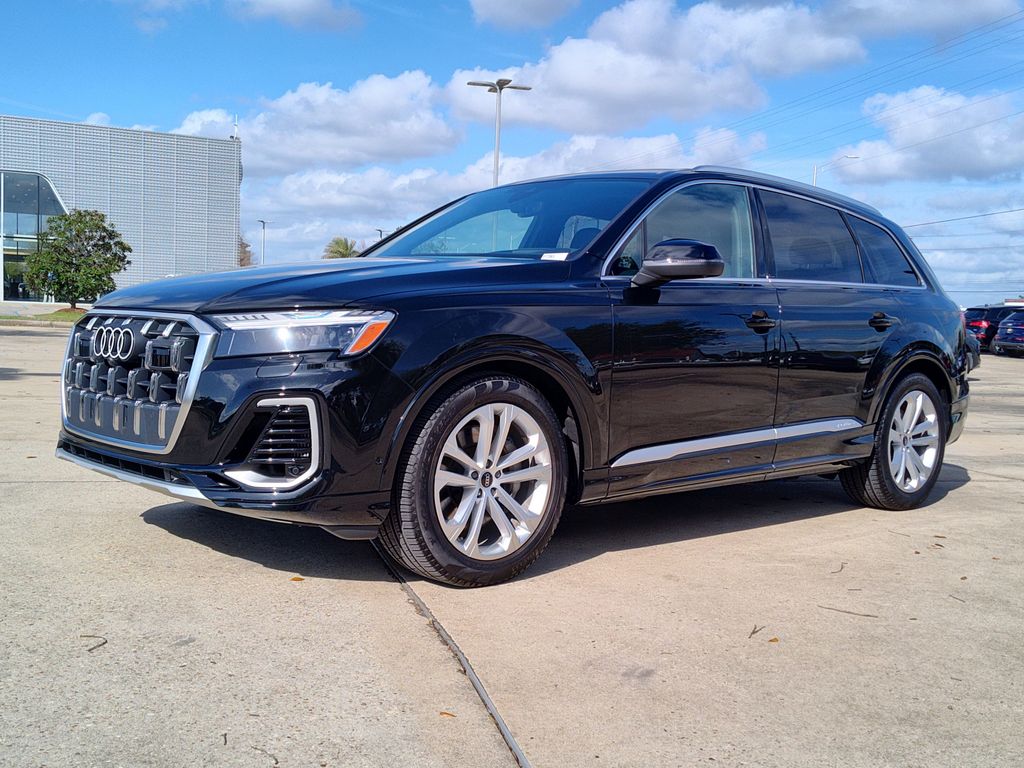 2025 Audi Q7 55 Prestige quattro Tiptronic's photo