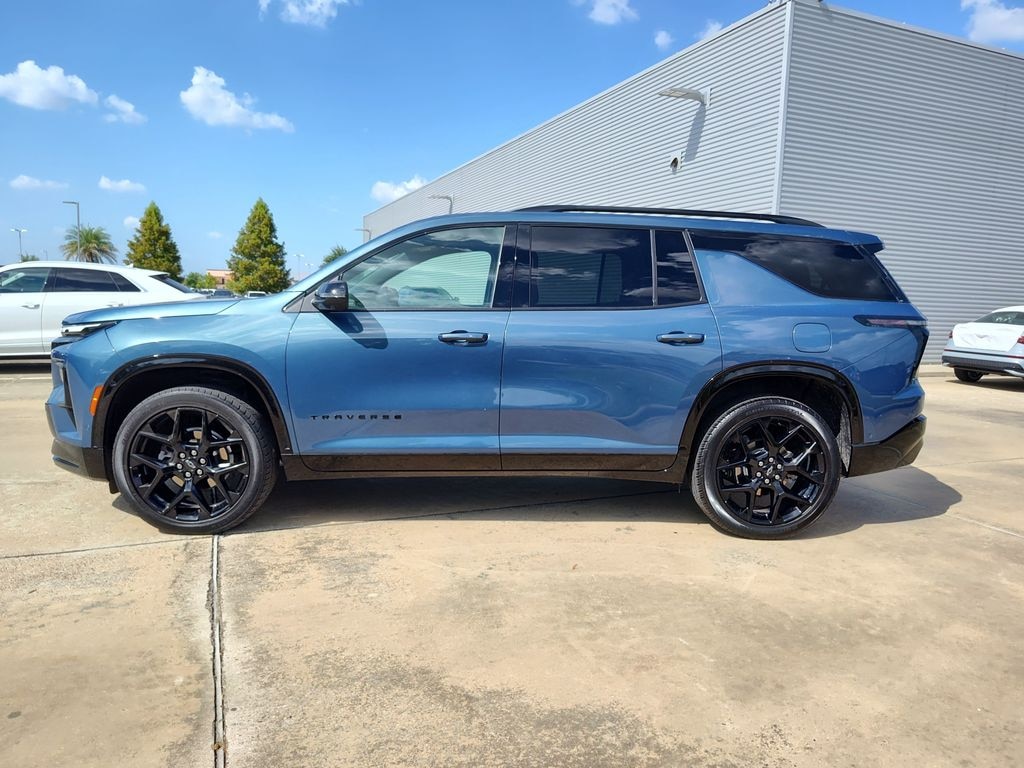 Used 2025 Chevrolet Traverse RS SUV