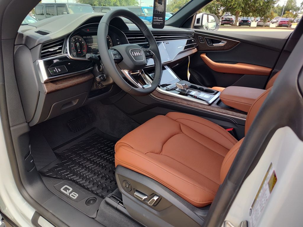 New 2026 Audi Q8 SUV