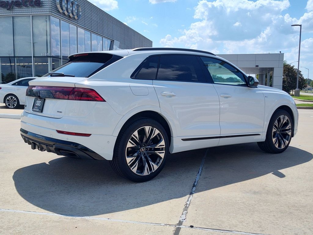 New 2026 Audi Q8 SUV