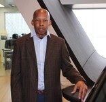 Staff member Merlin Mansion from ID_5ba25f