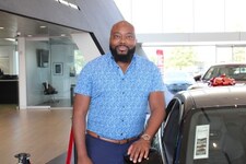Staff member Patrick Ogbeide from ID_5ba25f