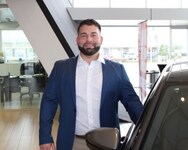 Staff member Austin Leonard from ID_5ba25f