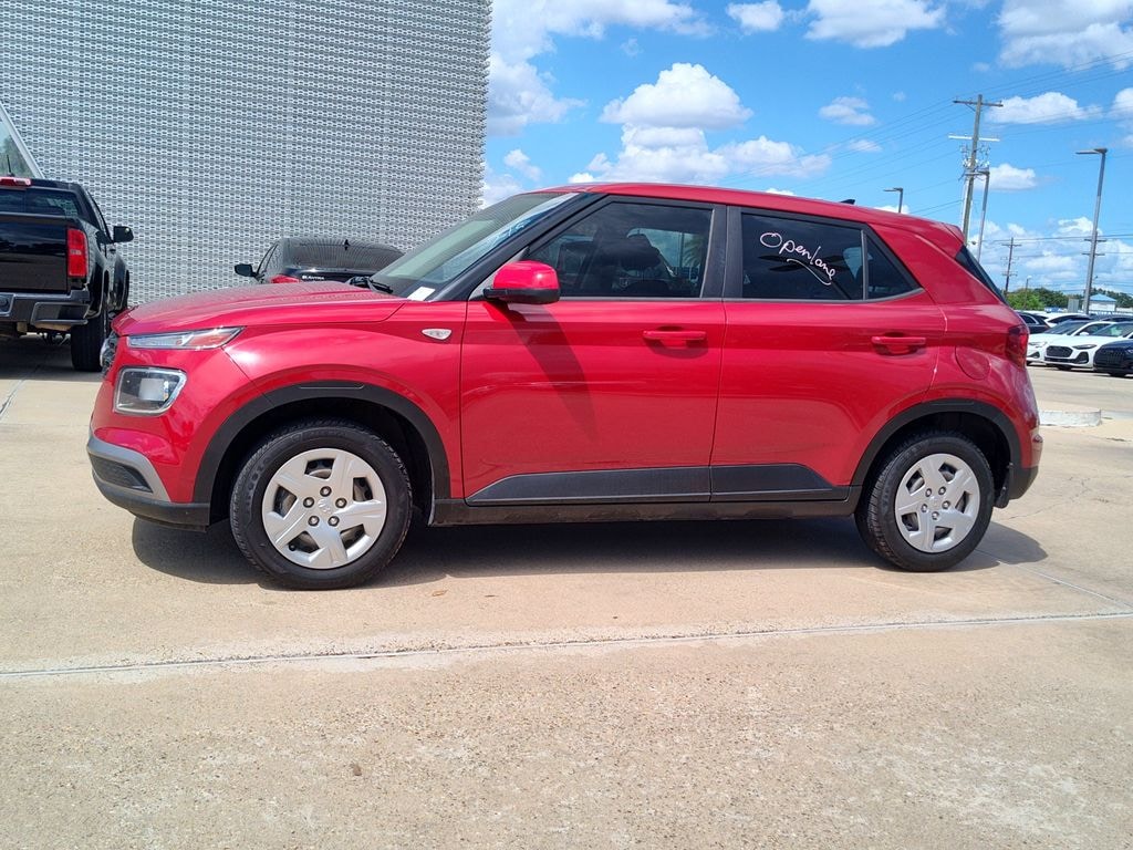 Used 2020 Hyundai Venue SE SUV