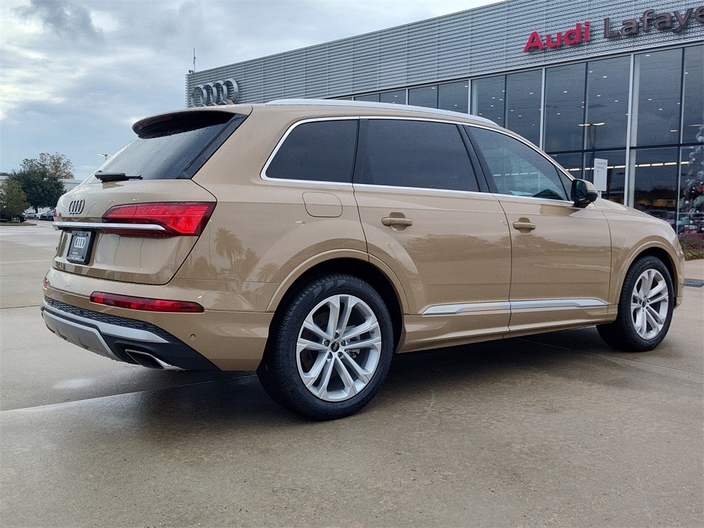 New 2025 Audi Q7 55 Prestige SUV